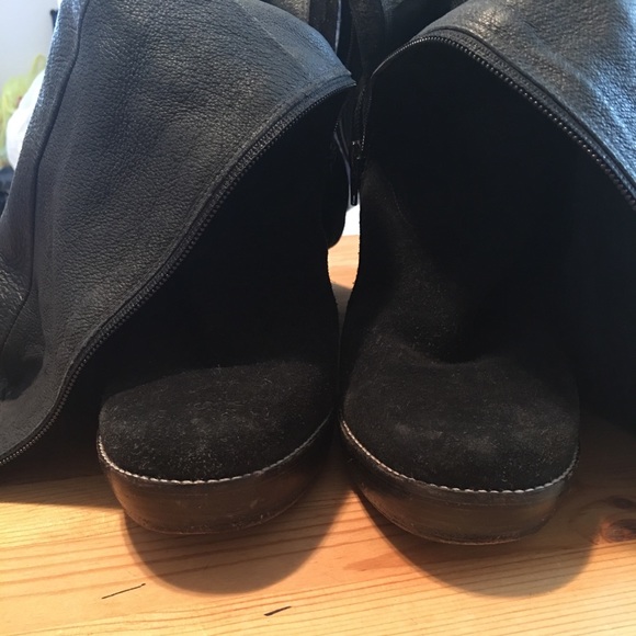 Michael Kors Black suede platform boots - Picture 6 of 7